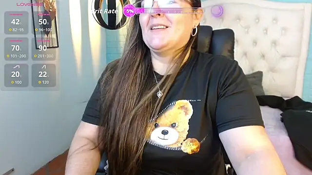 MsJossie: απευθείας συνομιλία ΧΧΧ