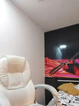 Chat +18 de Elinaax ao vivo