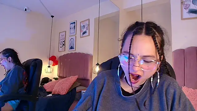 Chat XXX ao vivo de Hanabie_