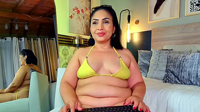 Madissononee's Live XXX Chat