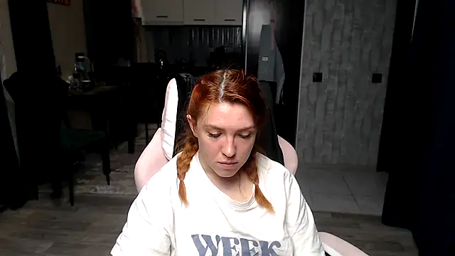 Reginasmilee Live XXX-Chat