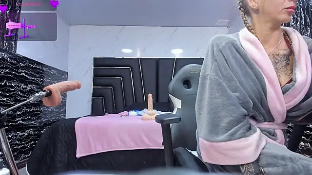 Ladyy_Scarlett's Live XXX Chat