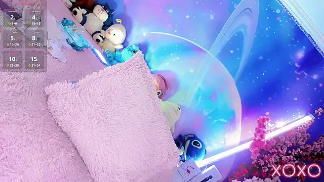 Thalia_girl21 webkamerás műsora