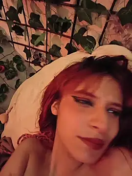 RedMeloddyのライブXXXチャット