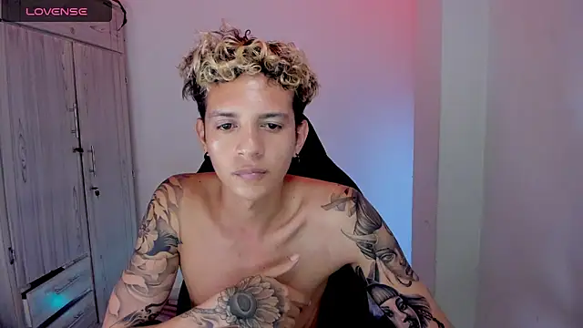 tylernovan Live XXX chat
