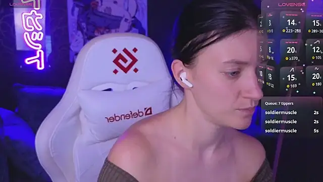 roxy_riot_のライブXXXチャット