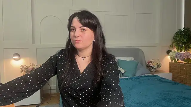 _SilkyShadow_ élő XXX-chatje