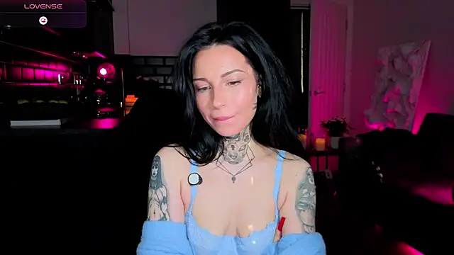 ALL_ICE Adlı Modelin Web Kamerası Şovu