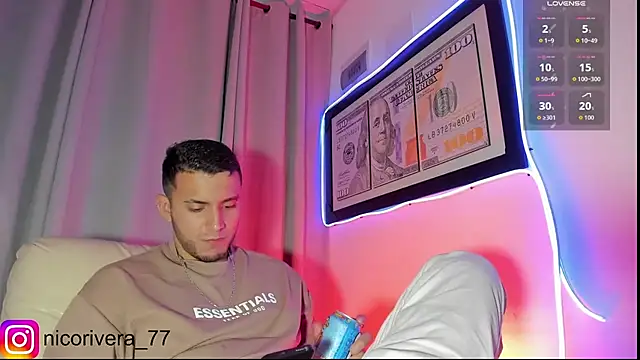 nico_rivera Chat XXX in diretta