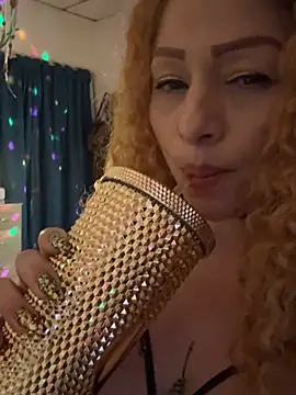 xyarela_Hot Live XXX-chat