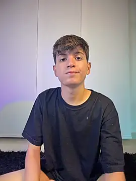 Naim_TheKing's Live XXX Chat