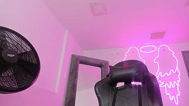 Evelin__thompsson Live XXX-chat