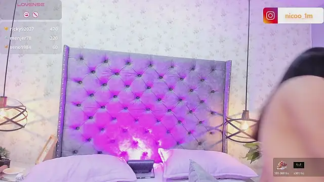 NicolMillerr_ Chat XXX in diretta