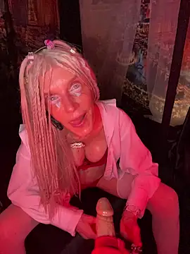 1NikiVegas Adlı Modelin Canlı XXX Sohbeti