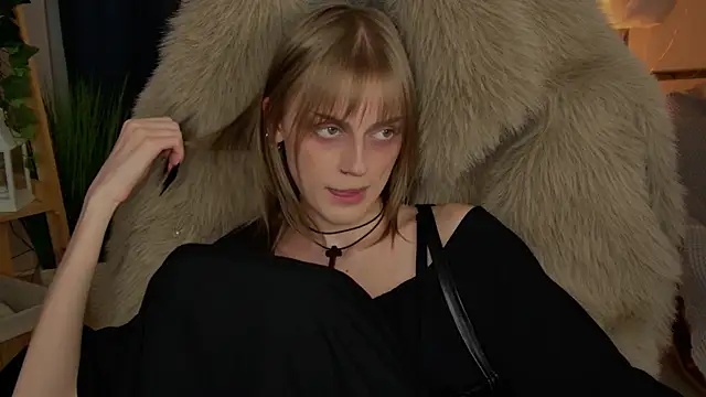 KiraMontoya 现场XXX聊天