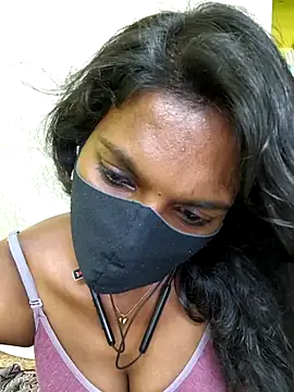 Honey_rosetamil Adlı Modelin Canlı XXX Sohbeti