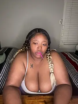 Chocolatebunnyxx96 现场XXX聊天