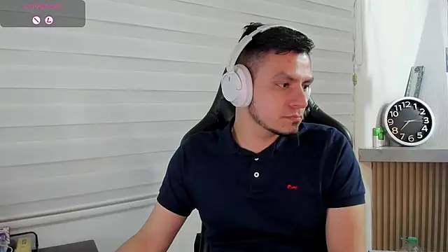 Rick_Adams   라이브 XXX 채팅