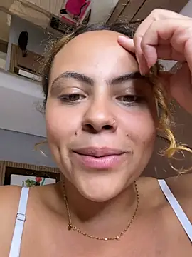 Chat +18 de Chloe_Leaozinho ao vivo