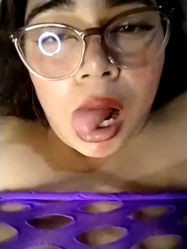 Diamily Live XXX-chat