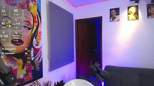 shellsy_hans' Live XXX Chat