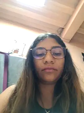 Sofythom1 Chat XXX in diretta