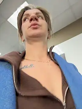 EvvaMur Chat XXX in diretta