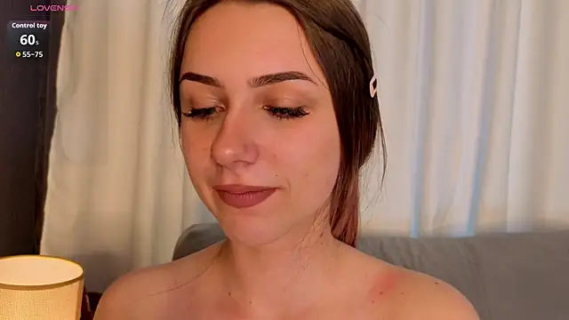 Živý XXX chat thelittlecowgirl