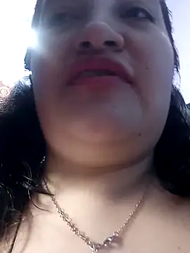 MiaRouss69 Chat XXX in diretta