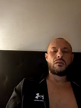 Guitccch Show in webcam