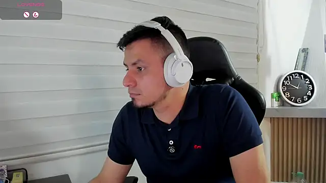 Rick_Adams webkamerás műsora