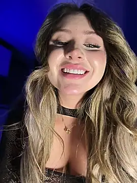 Sembang XXX Secara Langsung SaraFerreira