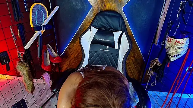 MrEbonybdsm 即時 XXX 聊天