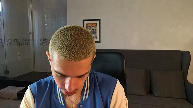 KaydenDrewのウェブカメラショー