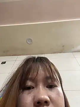 Liness101のライブXXXチャット