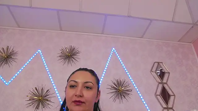 Czat XXX na żywo – BustyEva_