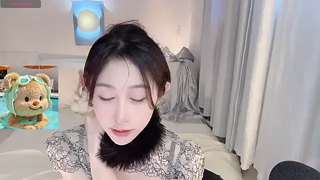 mistylana_ Chat XXX in diretta