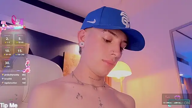 Show modela Luca_Prince_ na web-kameri