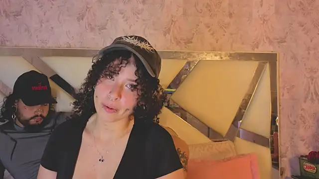 Chat XXX en directo de Benny_and_Mark