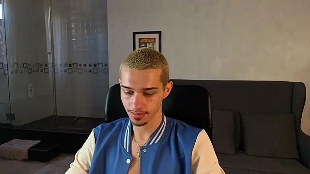 KaydenDrew 网络视讯表演