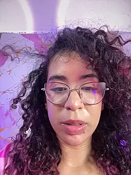 Woo_isDaphne – Naživo XXX chat