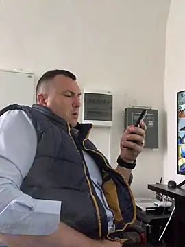 Chat +18 de Mike8523 ao vivo