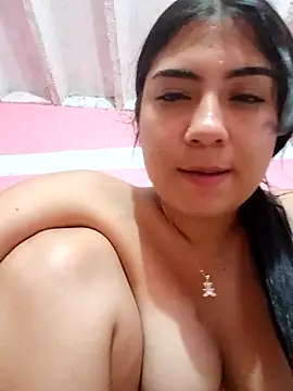 Ailen-cute Chat XXX live