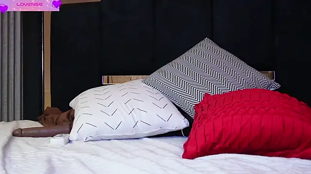 Dark_Eros_ Adlı Modelin Canlı XXX Sohbeti