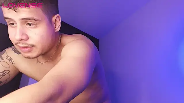 BjornSteelのライブXXXチャット