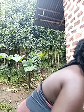 holygrail001 Show Webcam