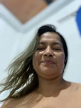 Jlo_69's Live XXX Chat