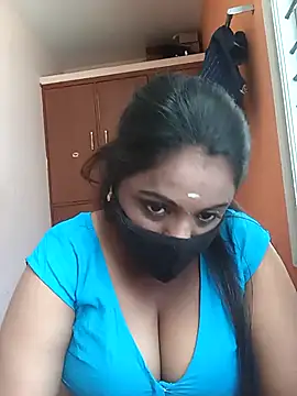 Вебкам-шоу queendivya