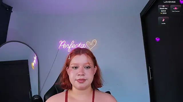 daniela_hornny Obrolan Langsung XXX