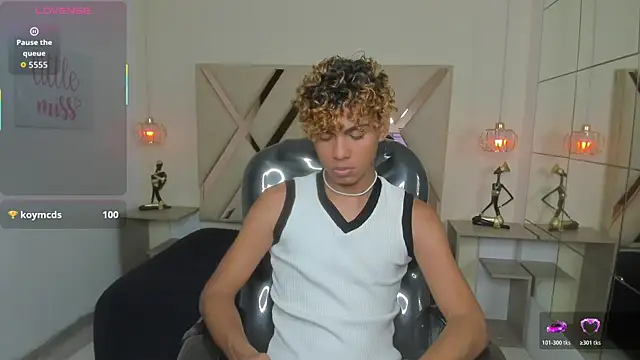 Anyelo_Twink: вебкам-шоу